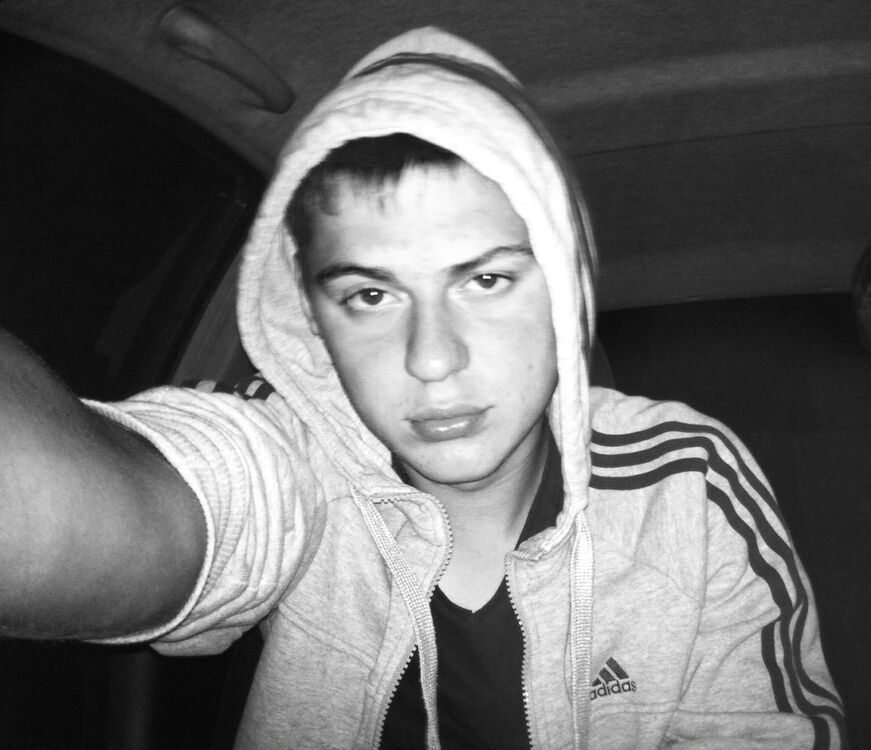  4539682  Artem, 31 ,    