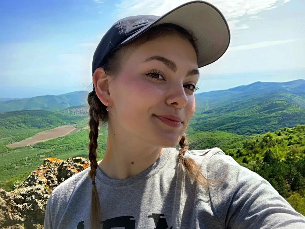  49595502  , 21 ,    