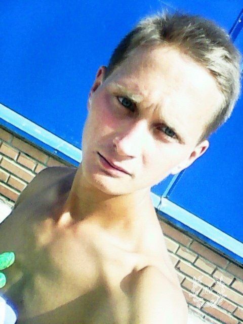  18594302  Milker, 34 ,    