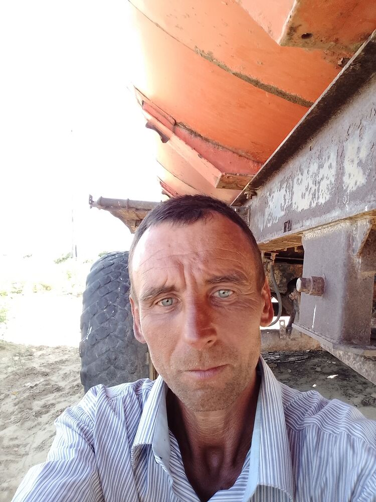  ,   Lexa, 46 ,   c , 