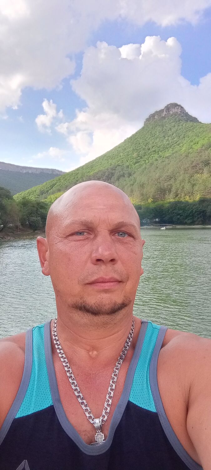  46066472  , 44 ,    