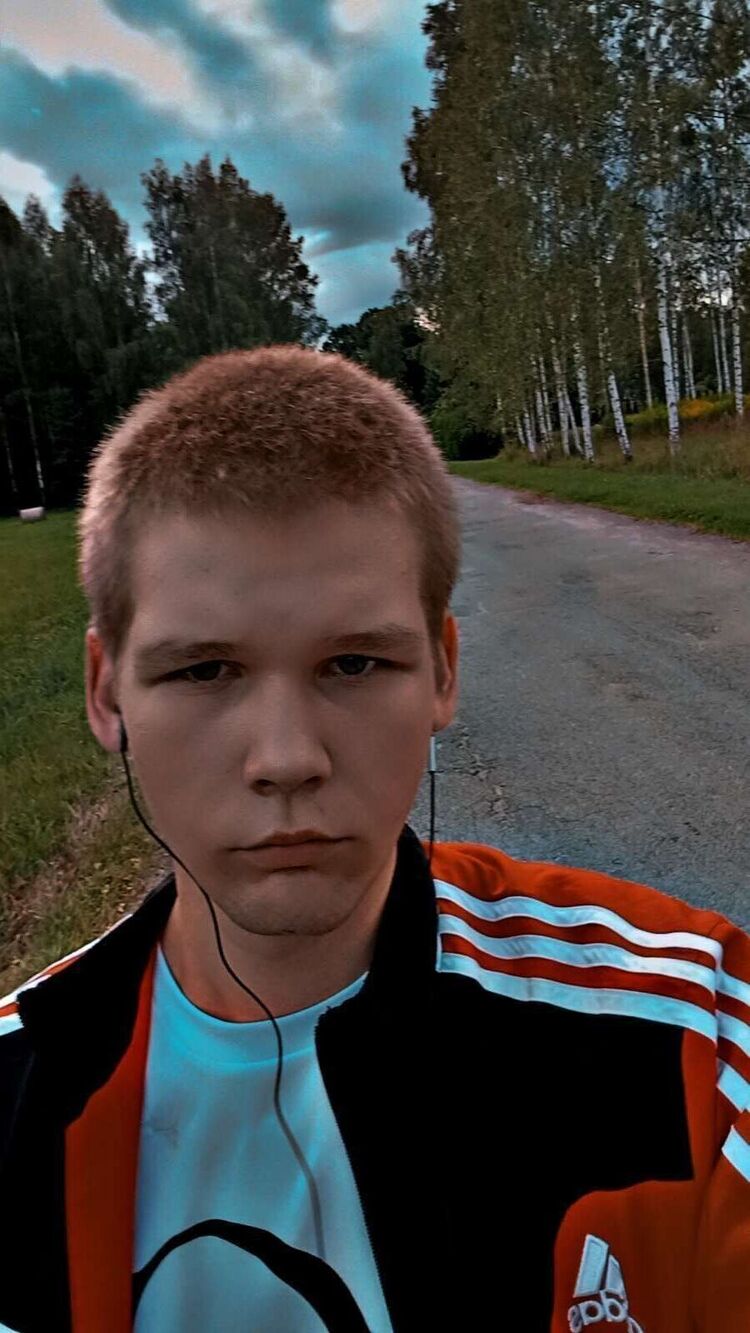  52949542  , 20 ,    