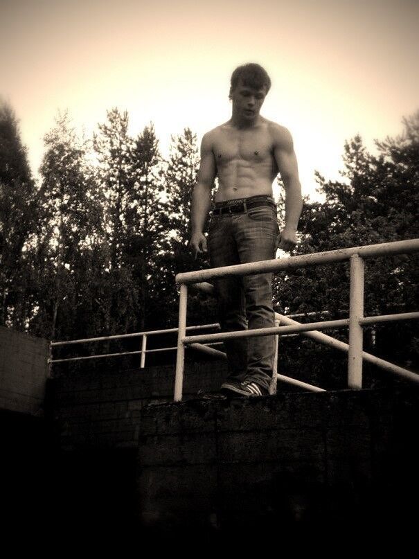 ���� 19423582 ������� �������, 32 ����, ���� ���������� � �����-����������