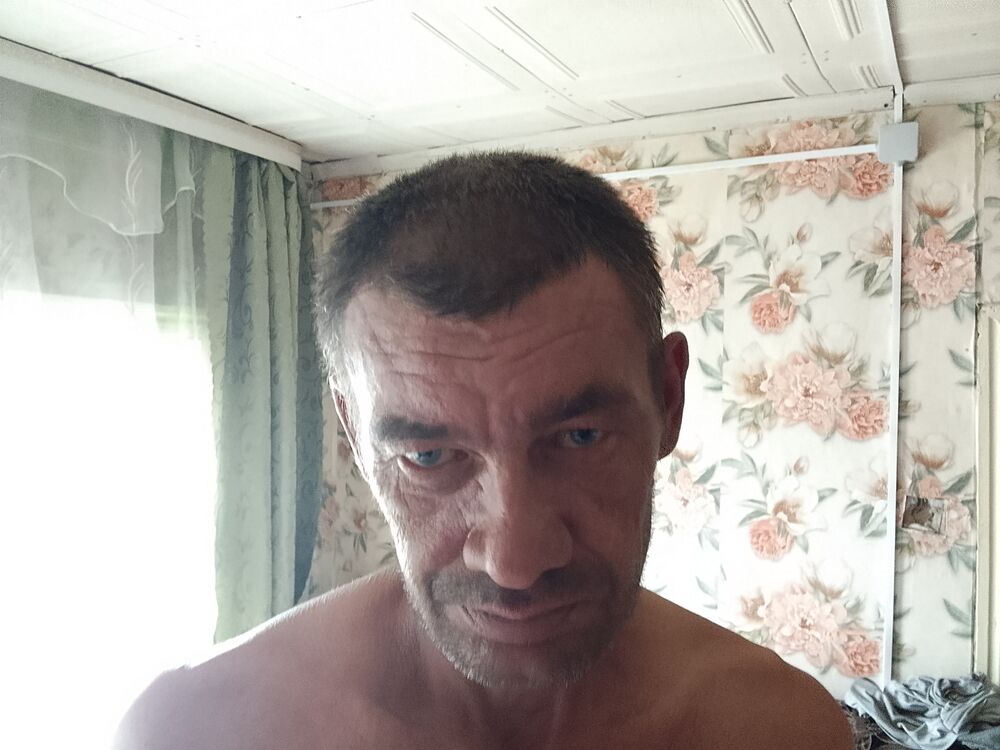  52522712  , 45 ,    