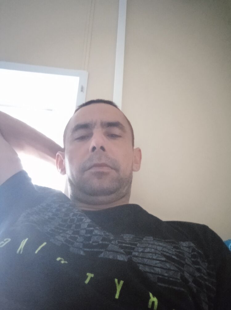  ,   Dordje, 40 ,   ,   