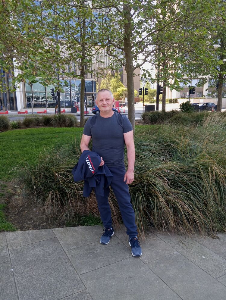  ,   Iura, 44 ,  