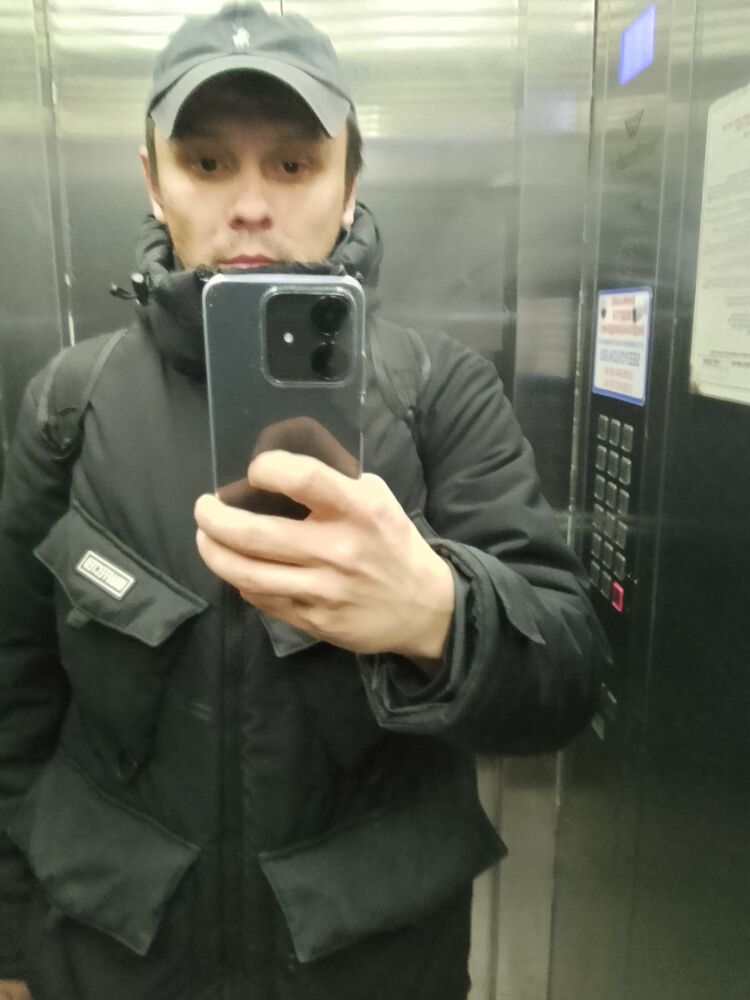  53956382  Vincent, 35 ,    