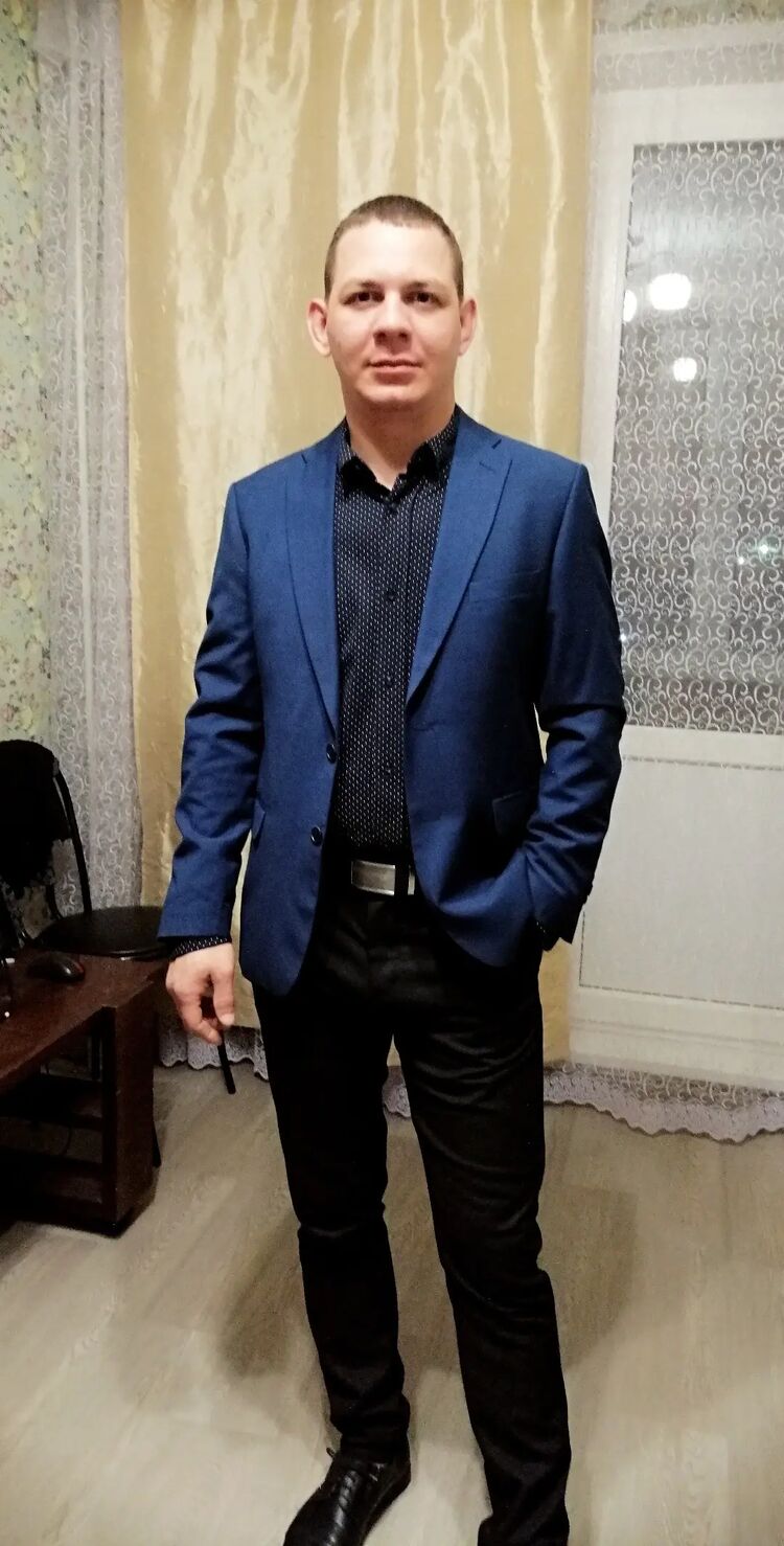  49736762  , 35 ,    