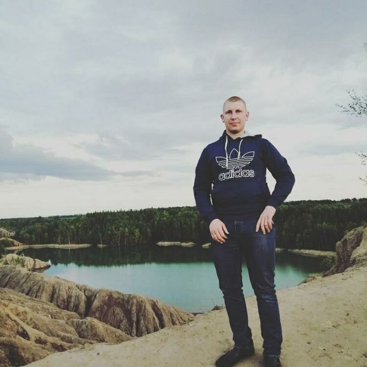  27412832  Dmitry, 37 ,    