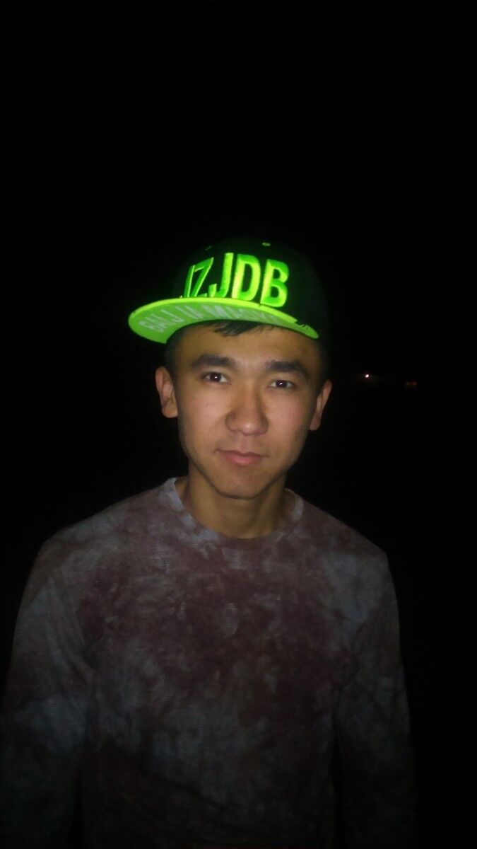  6725822  Davron, 29 ,    