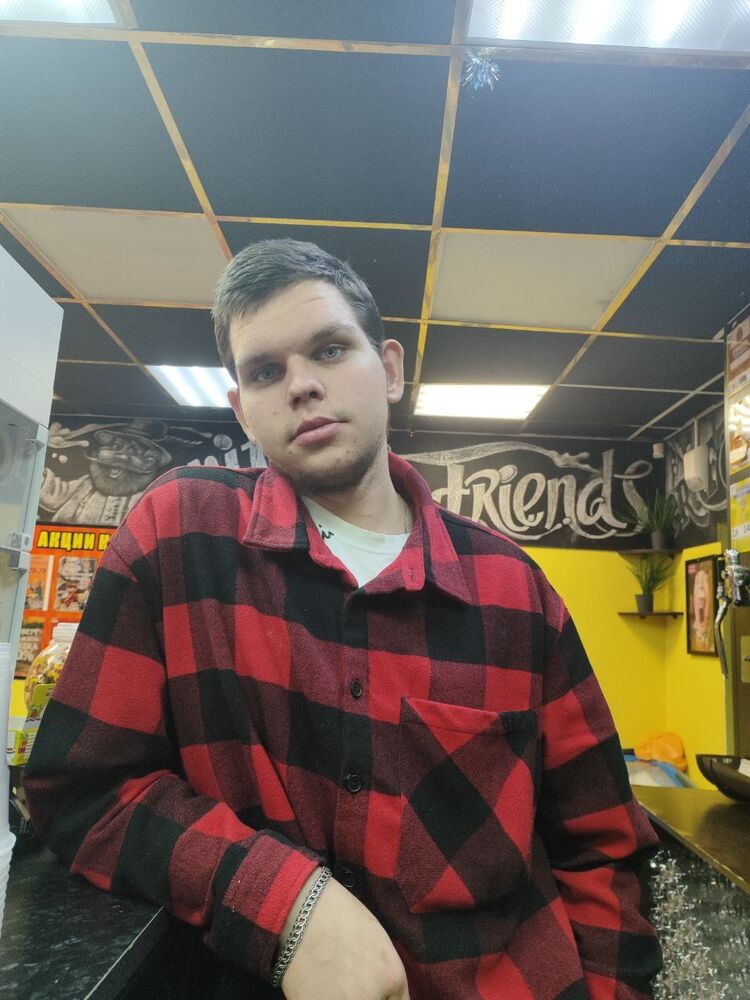 40034032  , 21 ,    
