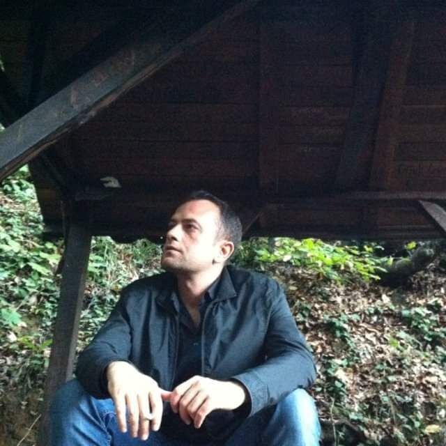  ,   Hakan, 49 ,   ,   