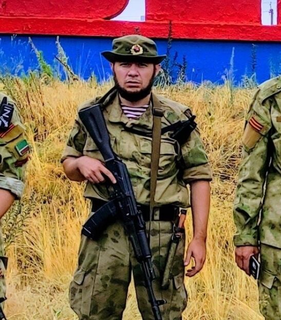  44981162  Ivan, 37 ,    