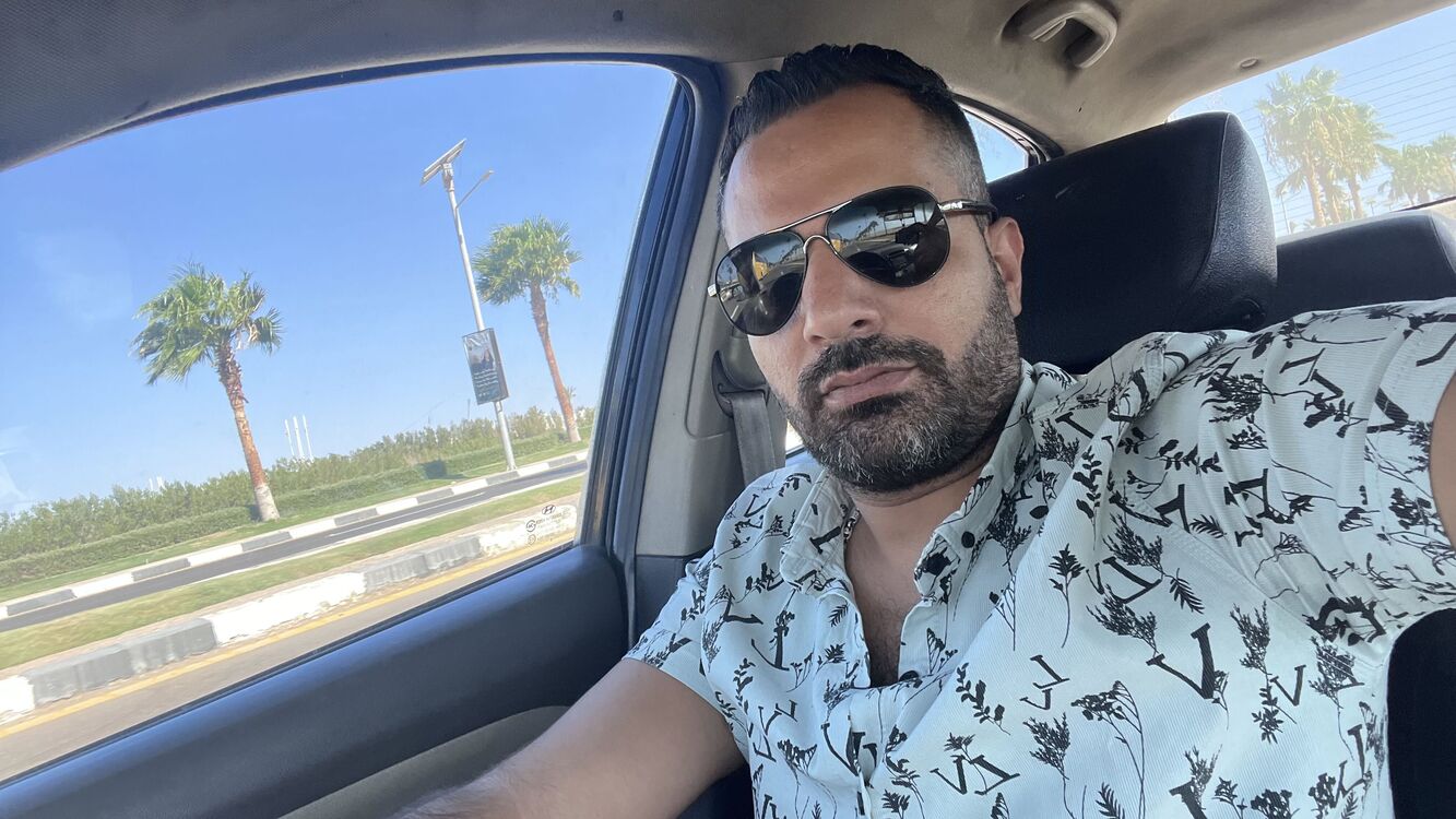  33496432  Maged, 38 ,    Al Ghardaqah