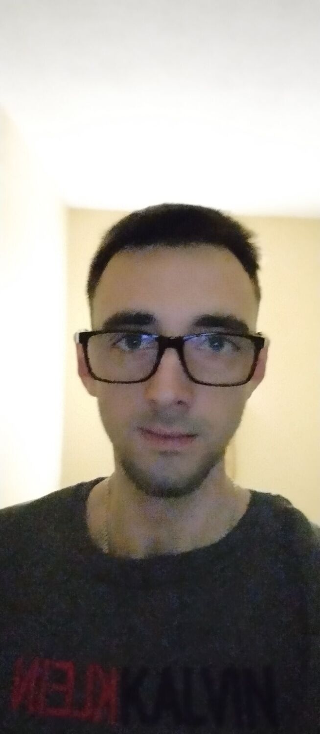  32577932  , 30 ,    