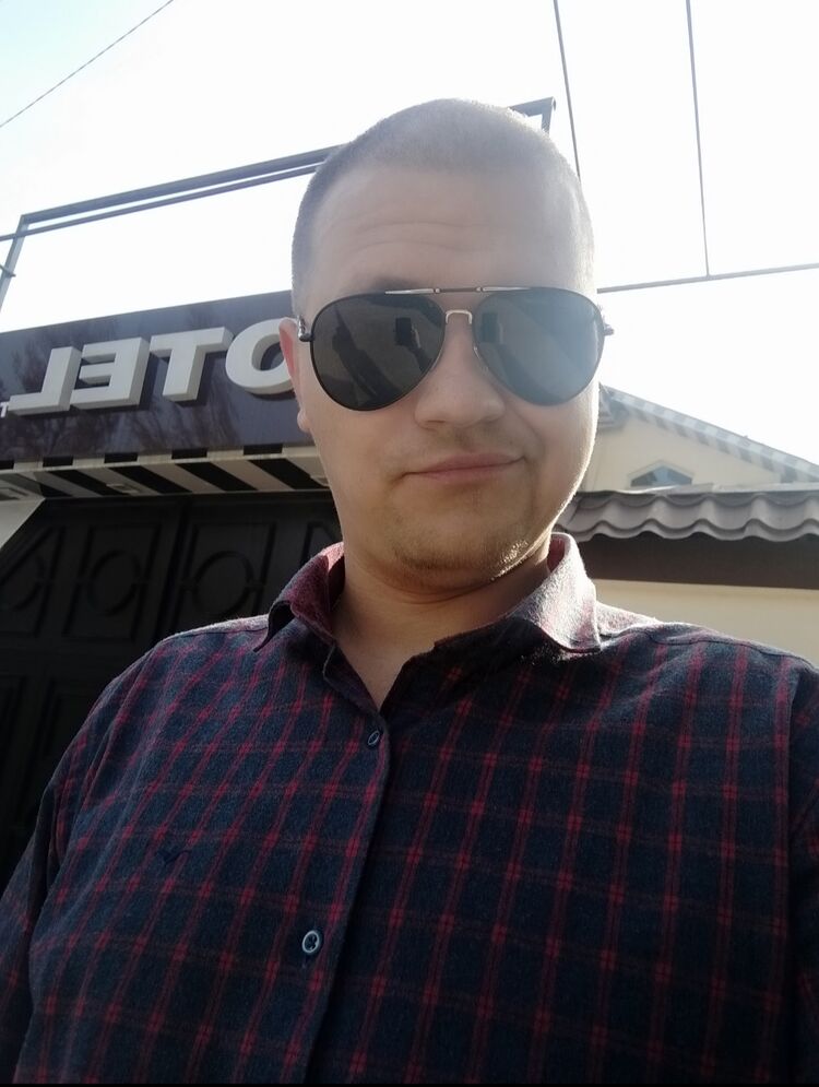  49437982  , 34 ,    