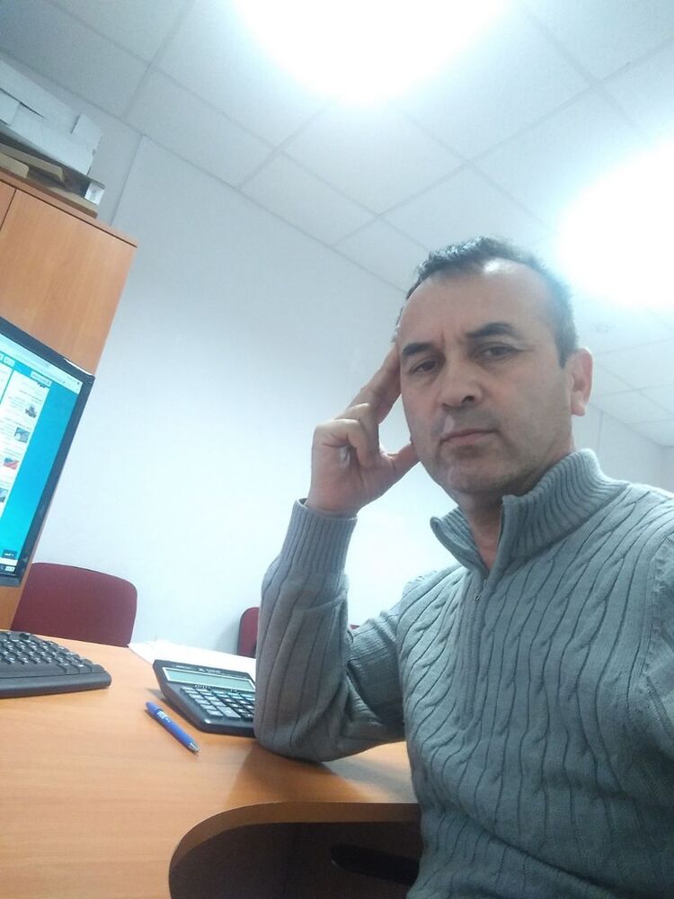  13988672  Dima, 48 ,    