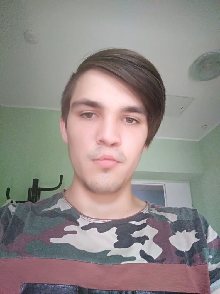  16610212  Yaroslav, 24 ,    