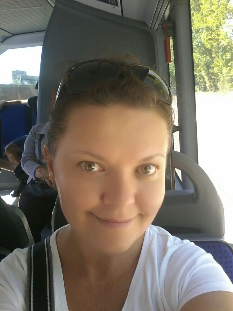  Acala del Rio,   Larisa, 48 ,   ,   , c 