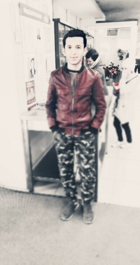  20230442  Max, 26 ,    