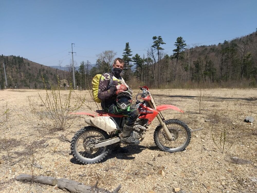  22299152  , 37 ,     