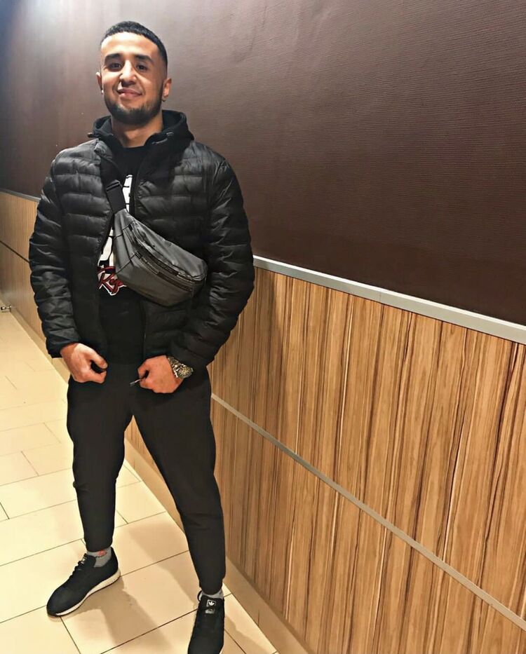 ,   , 25 ,   ,   
