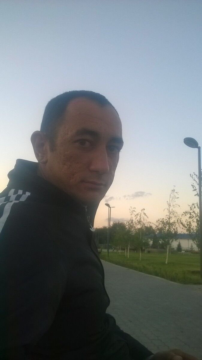  10185042  Aibek, 38 ,    