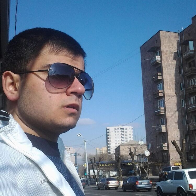  6480012  Karen, 41 ,    