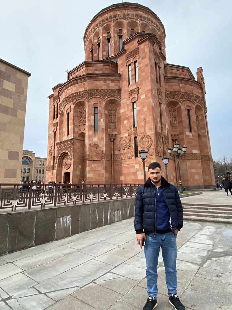  27026962  Simon, 27 ,    