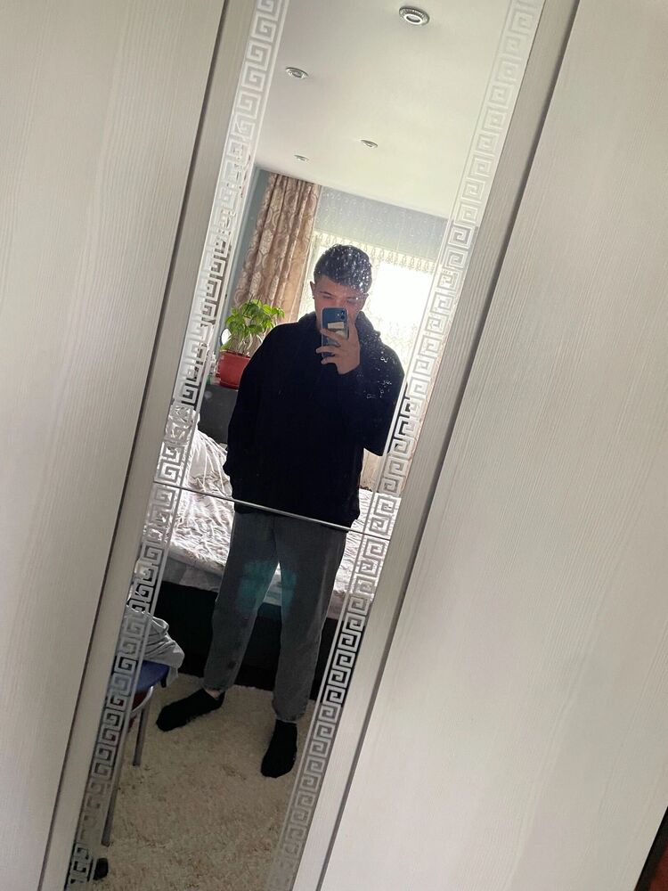  42921642  , 22 ,     