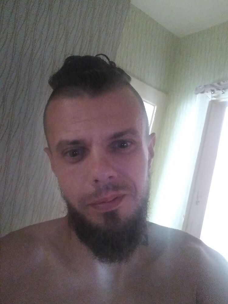  28472672  , 37 ,    