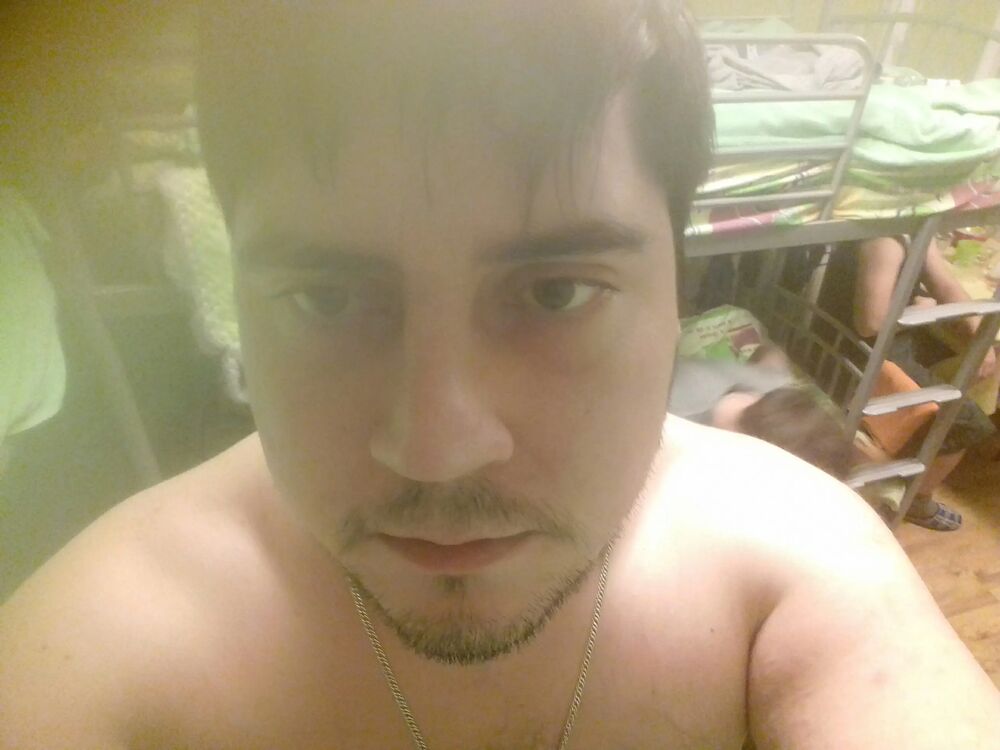  46828712  , 32 ,    