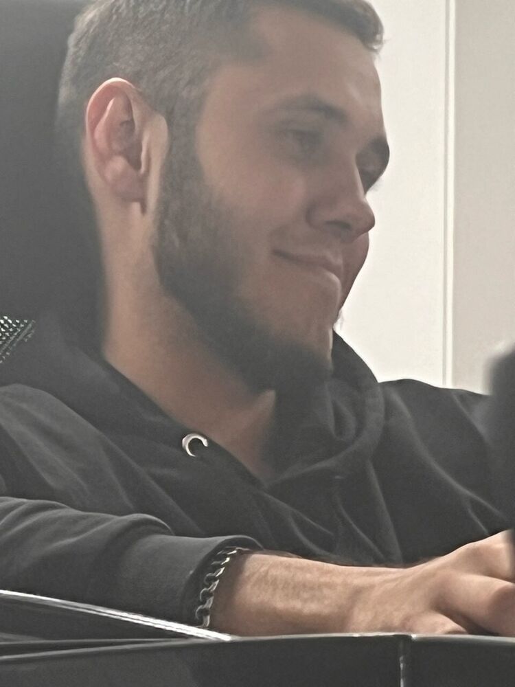  38982832  , 27 ,     