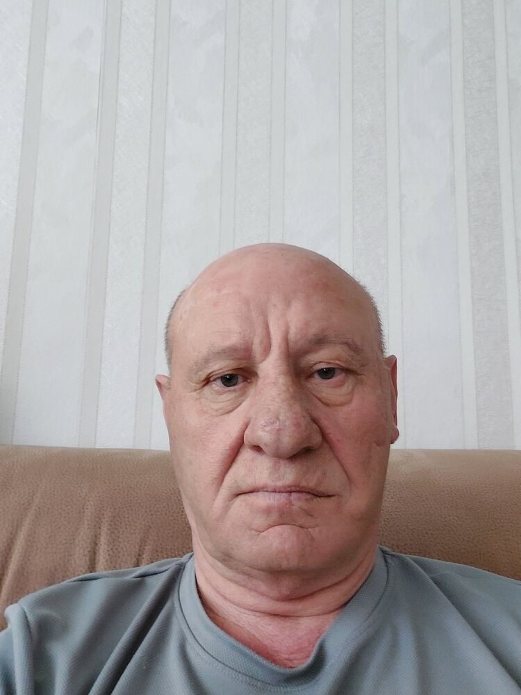  52725002  Juri, 68 ,    Celle