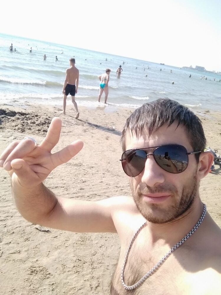  18877652  , 36 ,    