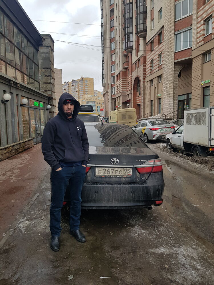  37091772  Rustam, 45 ,    