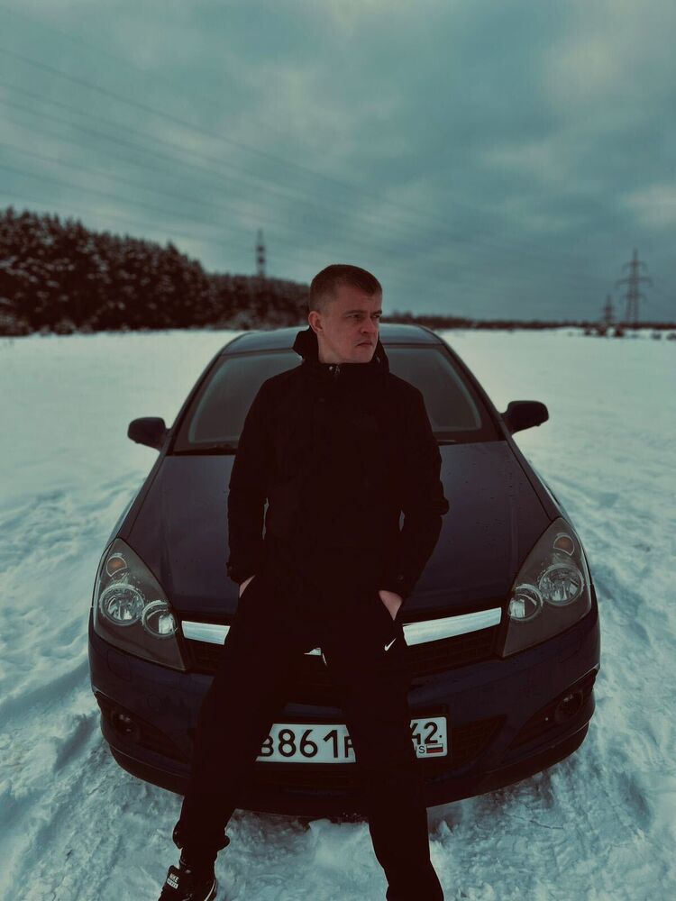  48467212  Andrey, 35 ,    