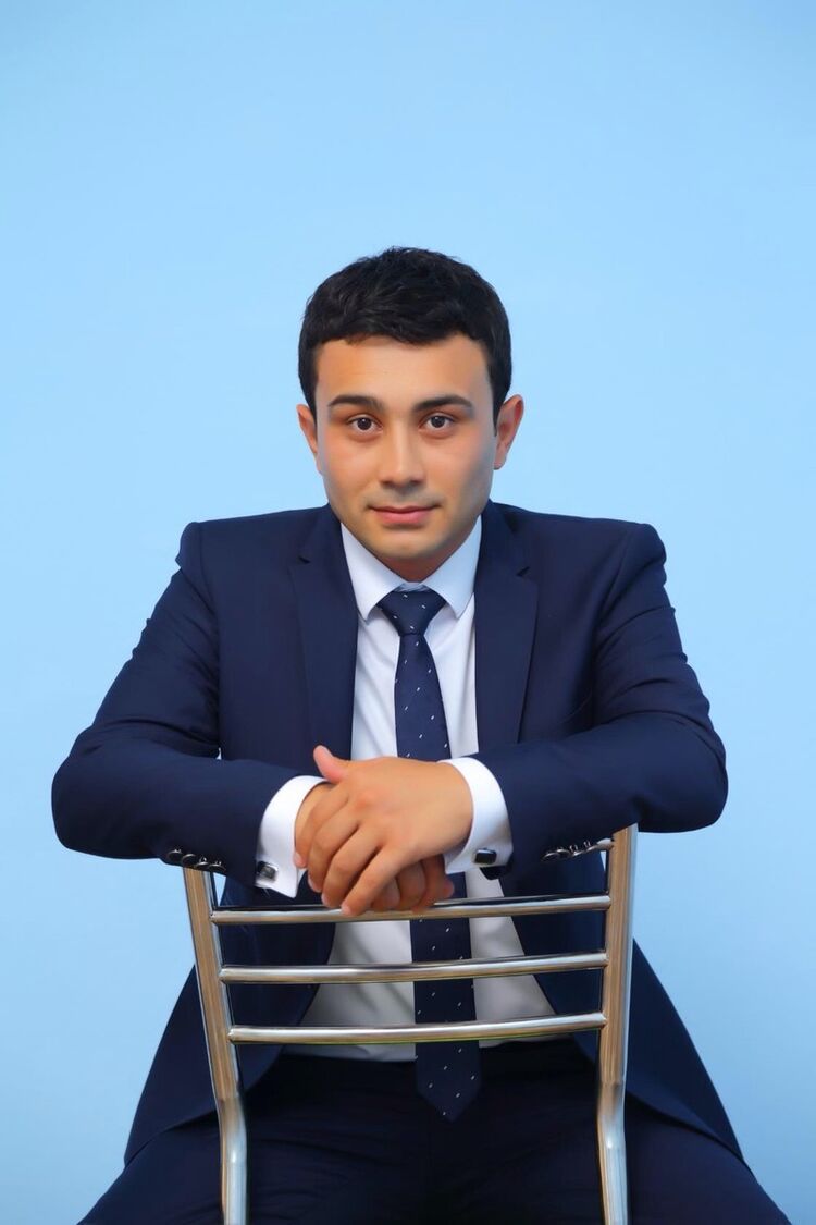  ,   Jamik, 37 ,   , 