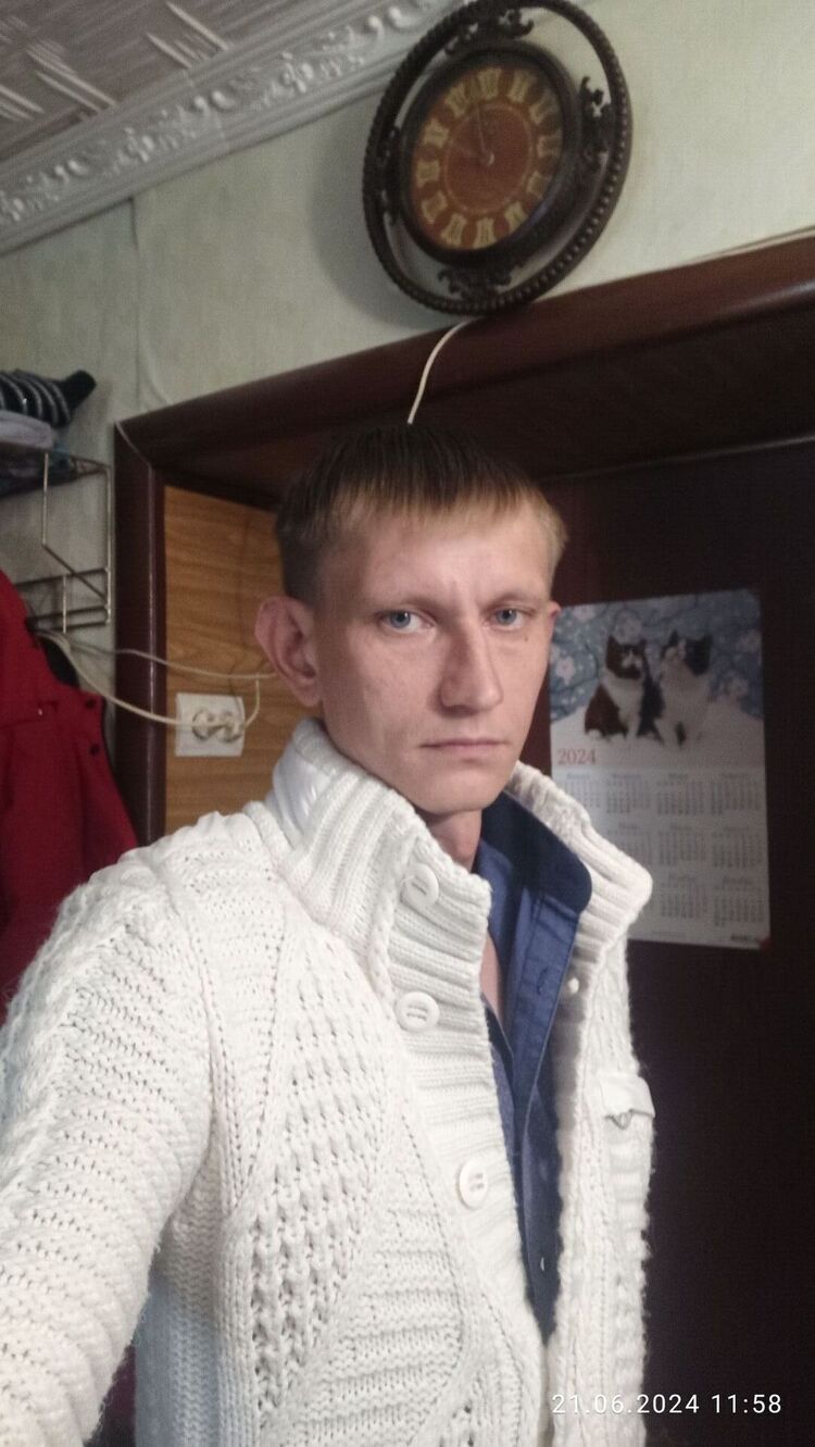  ,   Mikhail, 34 ,   ,   , c 