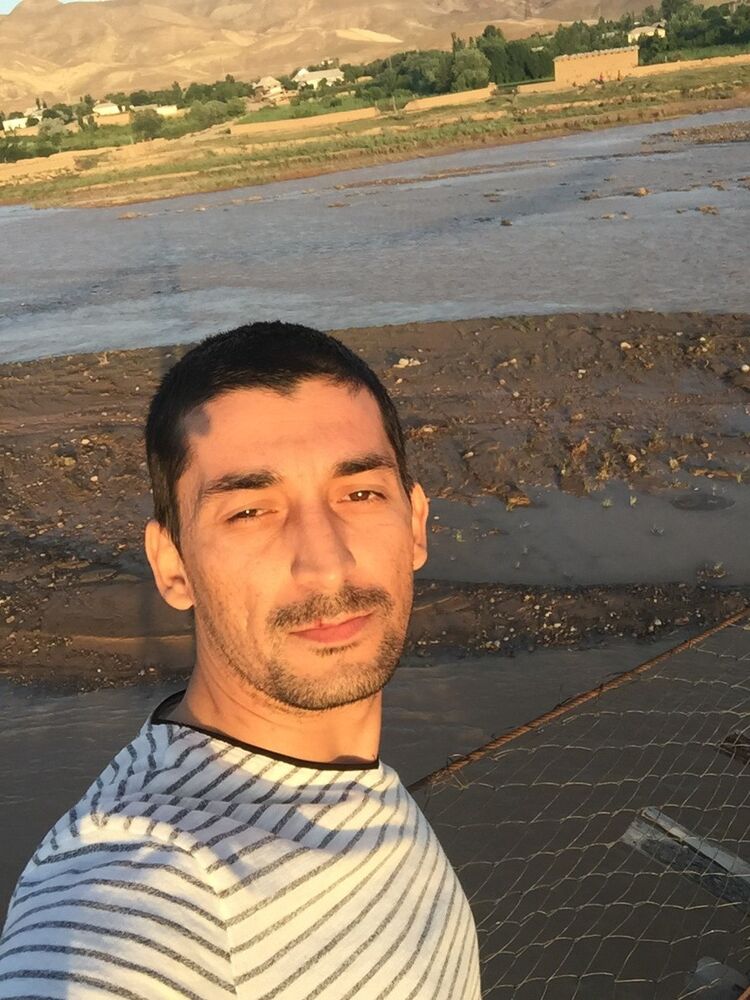  6049922  Ali, 38 ,    