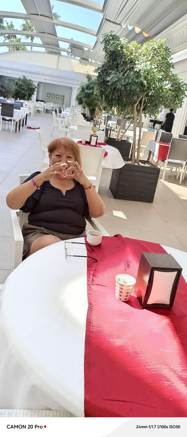  54293502  Alsu, 56 ,    