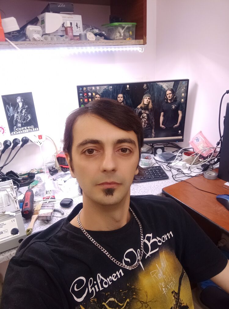  51469972  , 35 ,    