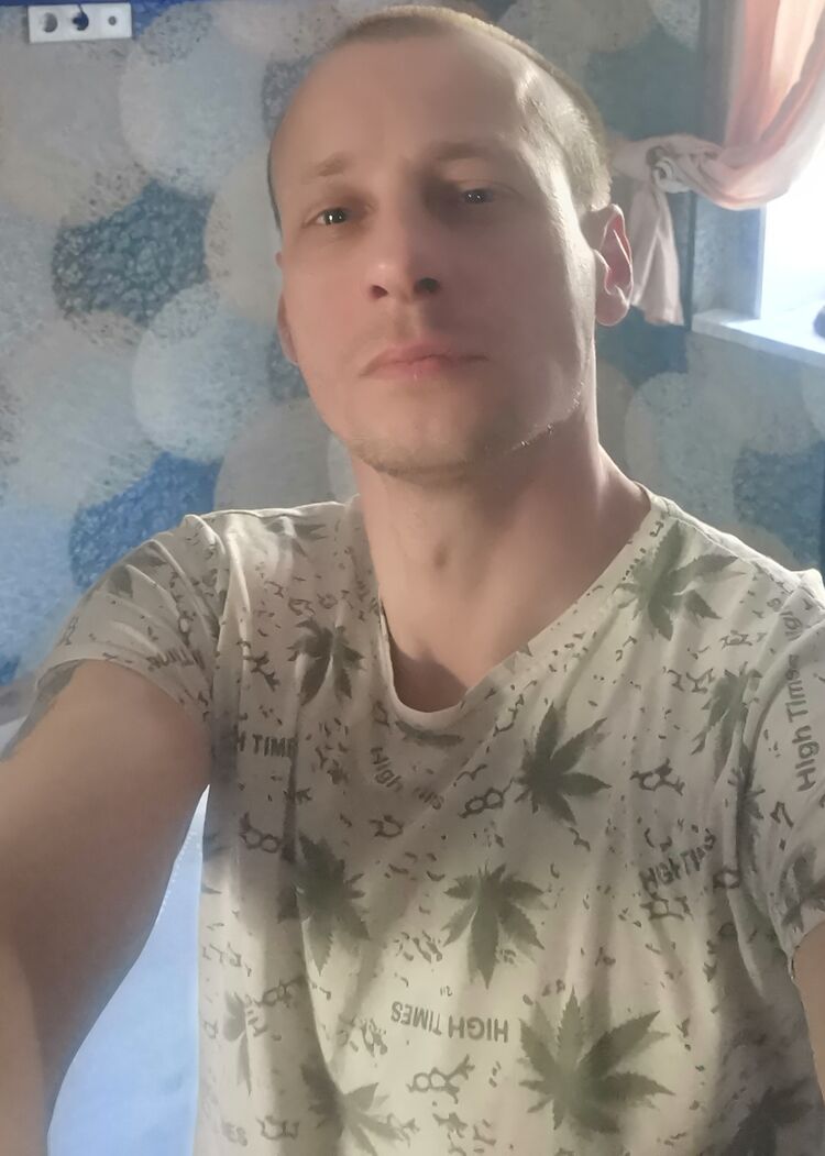  51779352  , 38 ,    -
