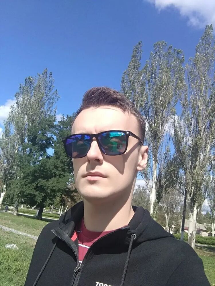  28012472  , 25 ,    