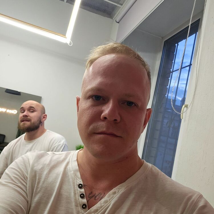 ���������� ������, ���� ������� Leo, 36 ���, ������������ ��� ������, ����� � ���������