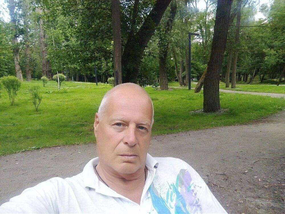  32654132  , 65 ,    