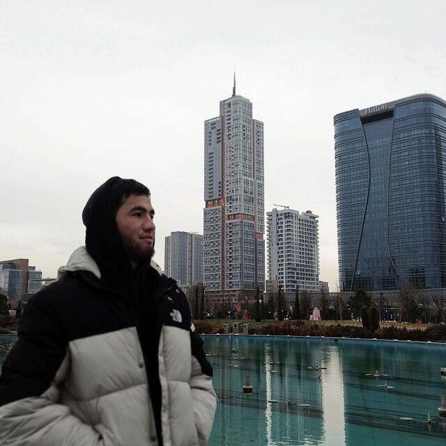  46247162  Yusuf, 23 ,     