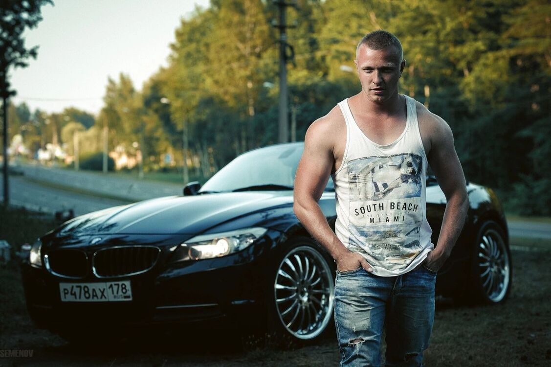  53539272  Sega, 25 ,    