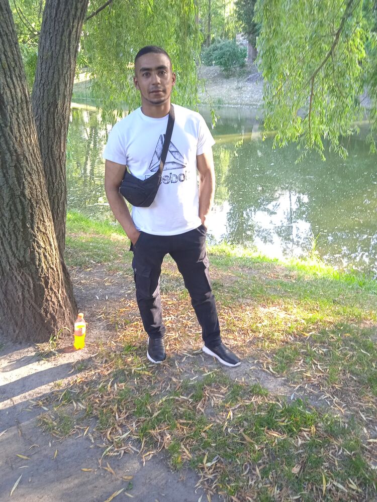  ,   , 28 ,   ,   , c 