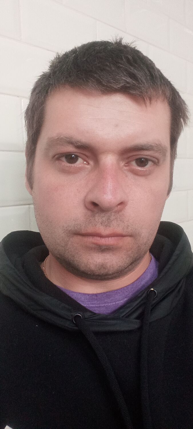  42587792  , 33 ,    